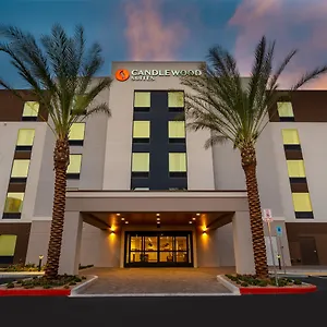 https://candlewood-suites-las-vegas-e-tropicana.las-vegashotels.net